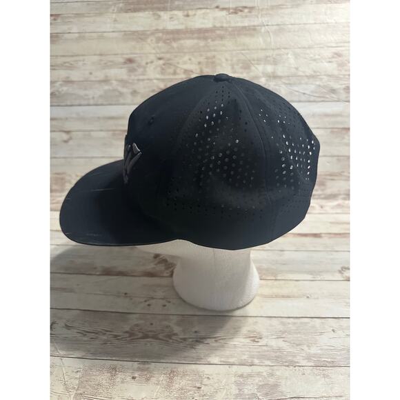 Cravin Golf Baseball Cap Hat Adjustable One Size O/S Snap Back Black Gray Mesh - Picture 3 of 6